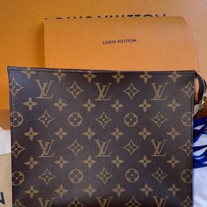 Authentic Louis Vuitton Toiletry Pouch 26